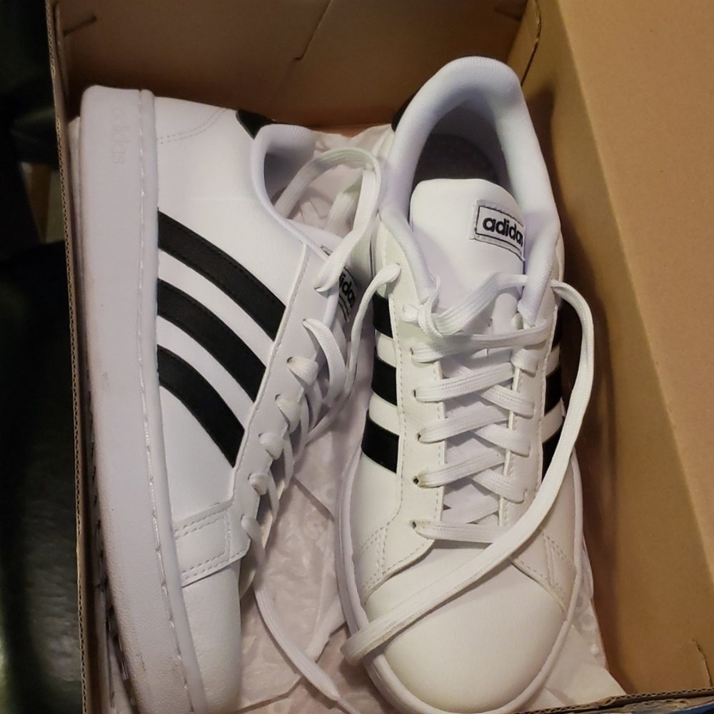 Adidas Grand Court